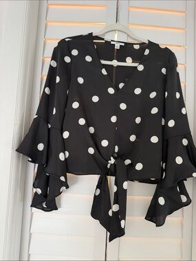 Polka Dot Tie-Front Ruffle Sleeve Blouse - Black/White